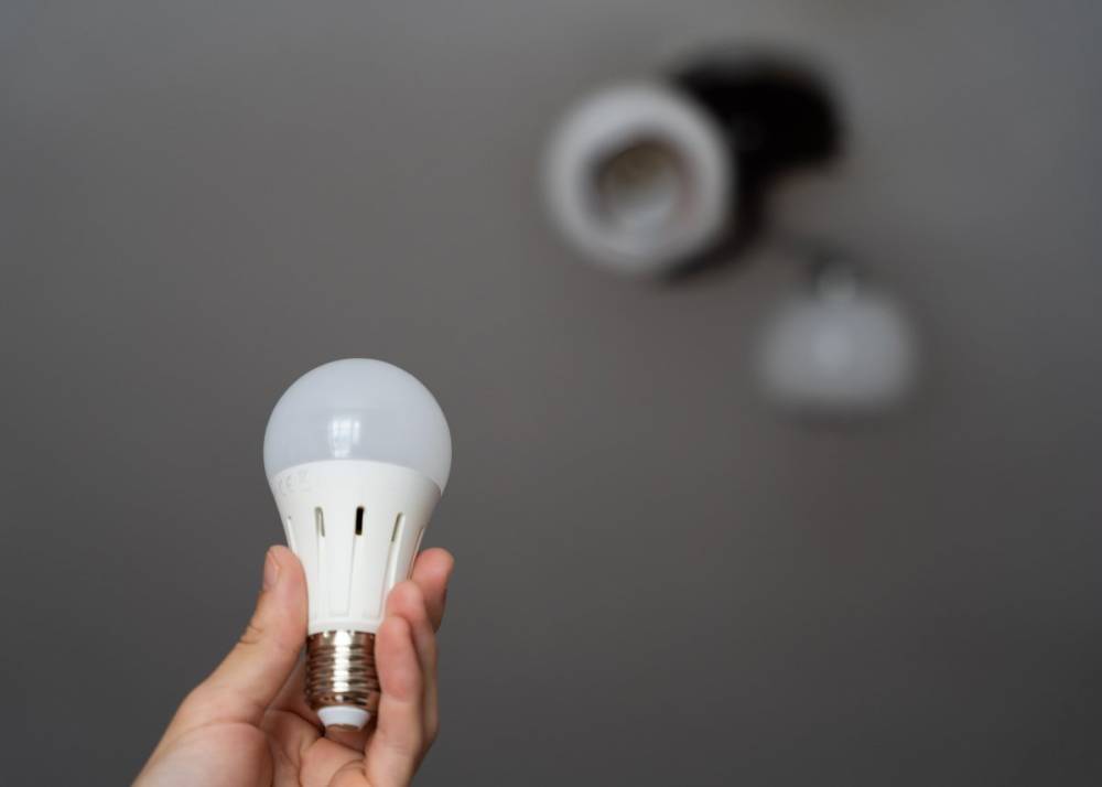 Szankciók terhe mellett kell az energiahatékonyságra vonatkozó uniós szabályokat átültetnie Magyarországnak és Romániának