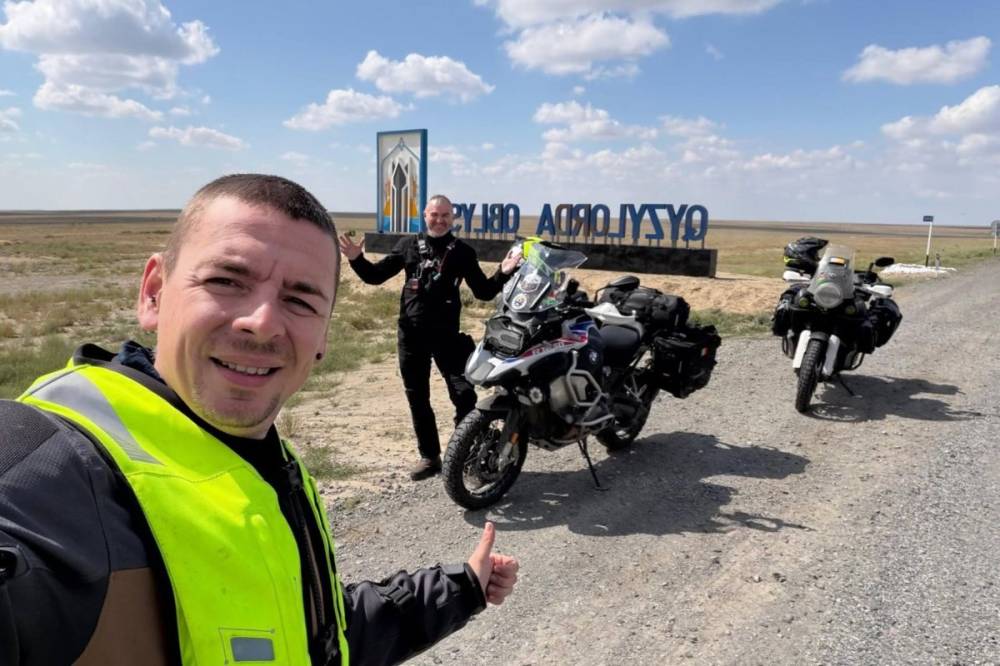 Hóban, esőben és sztyeppéken át, két hete úton
