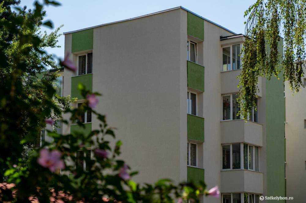 Tavaly ilyenkorhoz képest majdnem ezerrel csökkent a használatba adott lakások száma