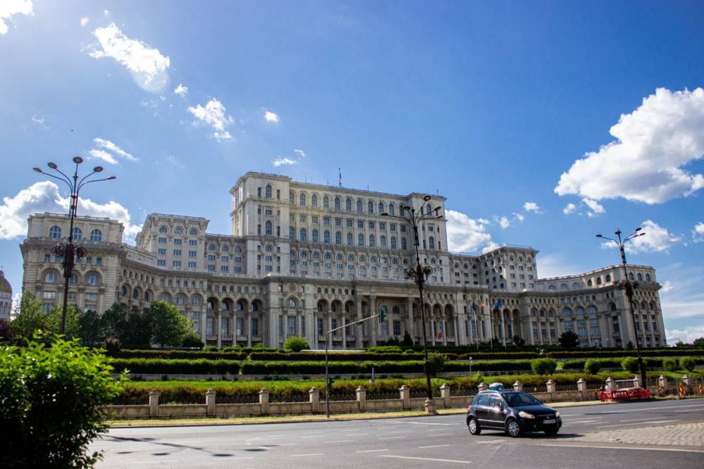 Az USR sem támogatja, előfordulhat, hogy végül csak a PSD szavazza meg Adrian Veștea kormányát