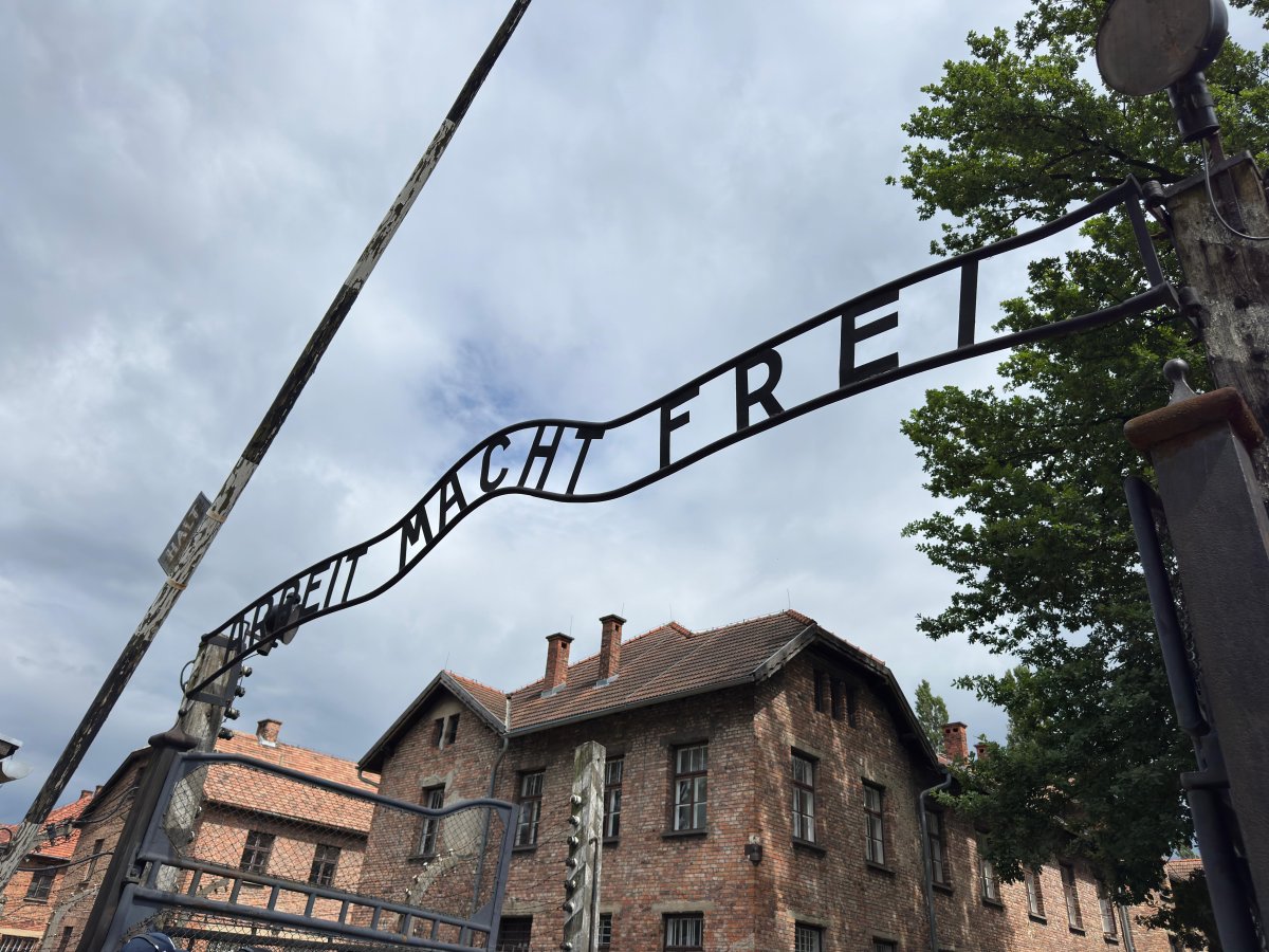 Ahol nem a haláltól félt az ember, hanem az élettől – látogatás Auschwitzban
