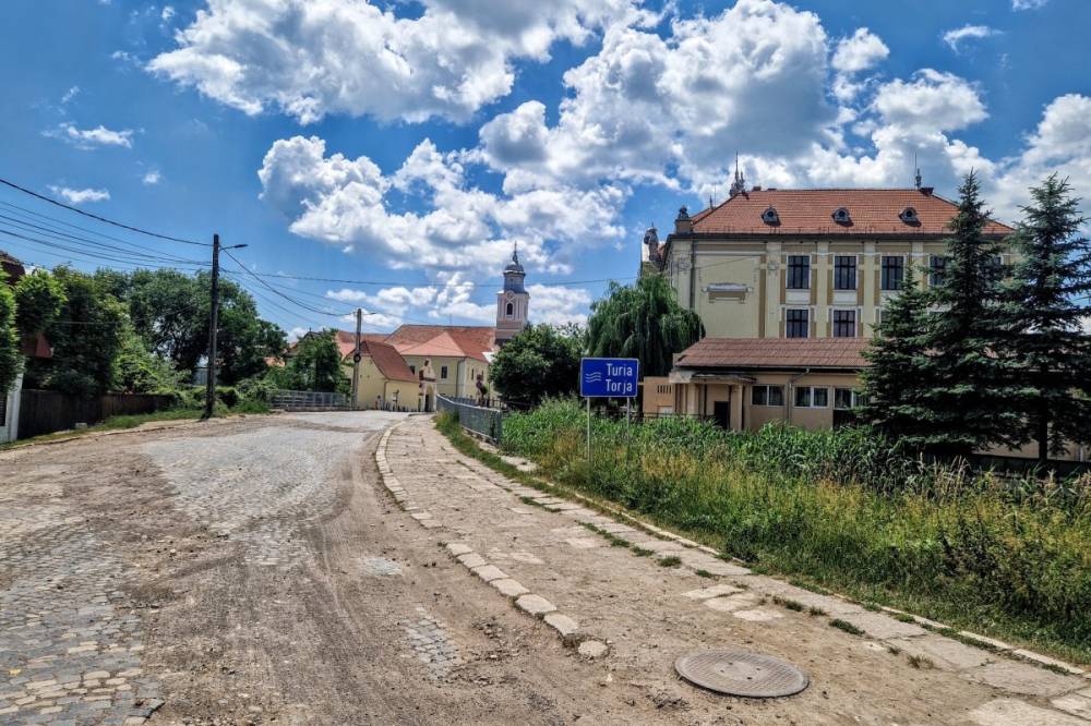 Hat éve várnak a lakók az utca felújítására, most végre elkezdődik a munka