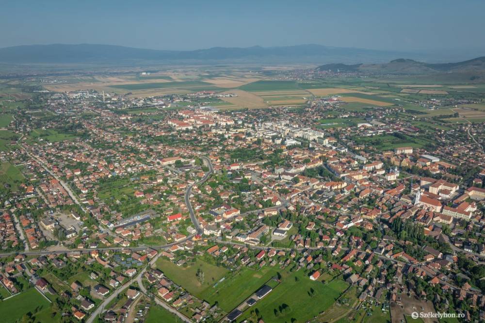Pénzügyi kockázatot lát az EMSZ az ifjúsági főváros projektben