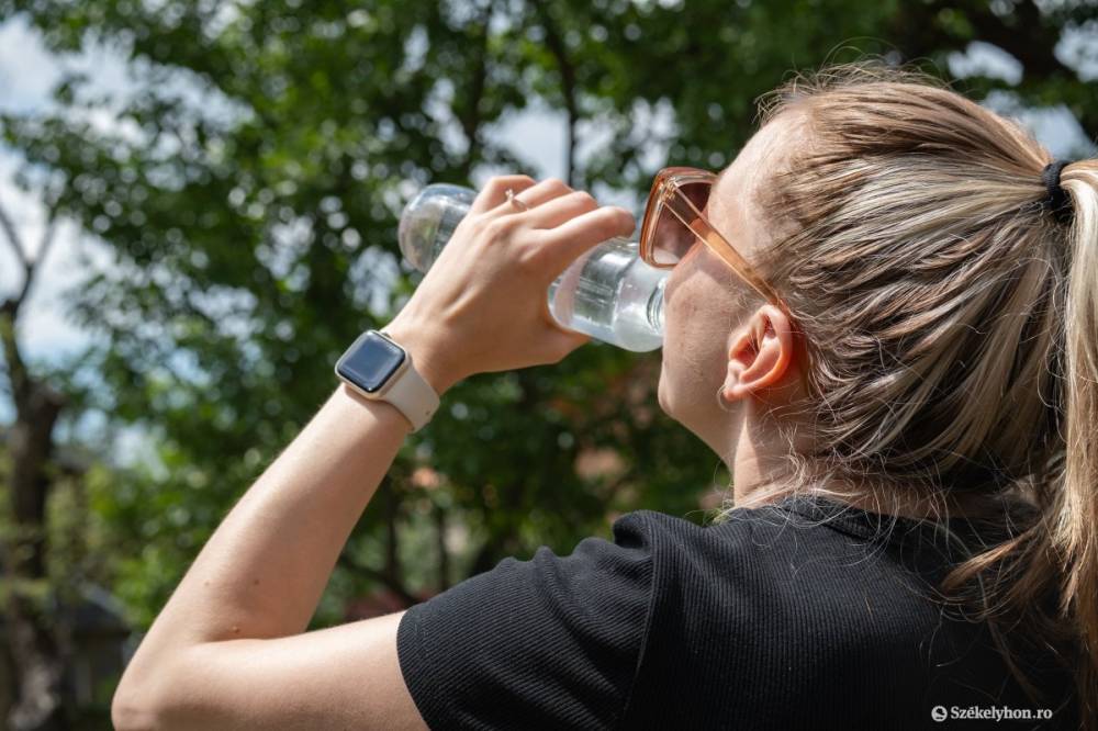 Iránymutatásokat tett közzé a katasztrófavédelem a hőhullám átvészelésére