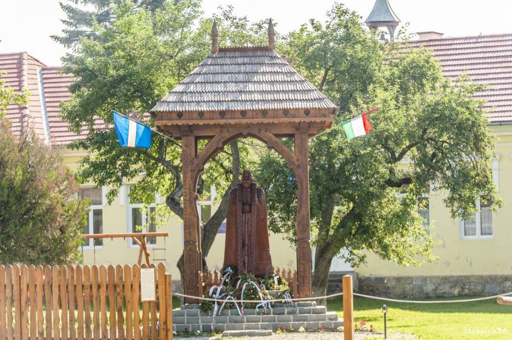 A pozsonyi csata hőseire emlékeznek Csíkcsomortánban