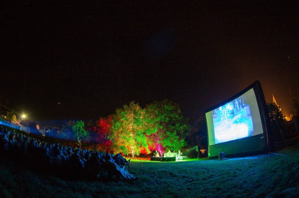 Szatmárnémetitől Temesvárig, a Zsil völgyétől Zaboláig viszi a filmeket a TIFF-karaván