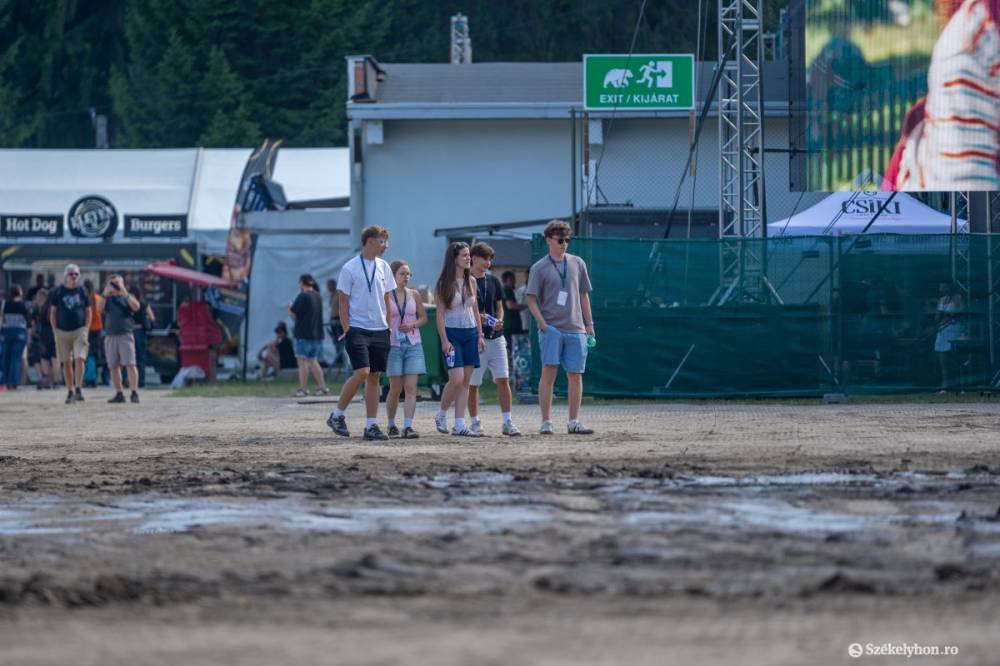 A sár távozik, a tömeg érkezik – így indul a 35. Tusványos