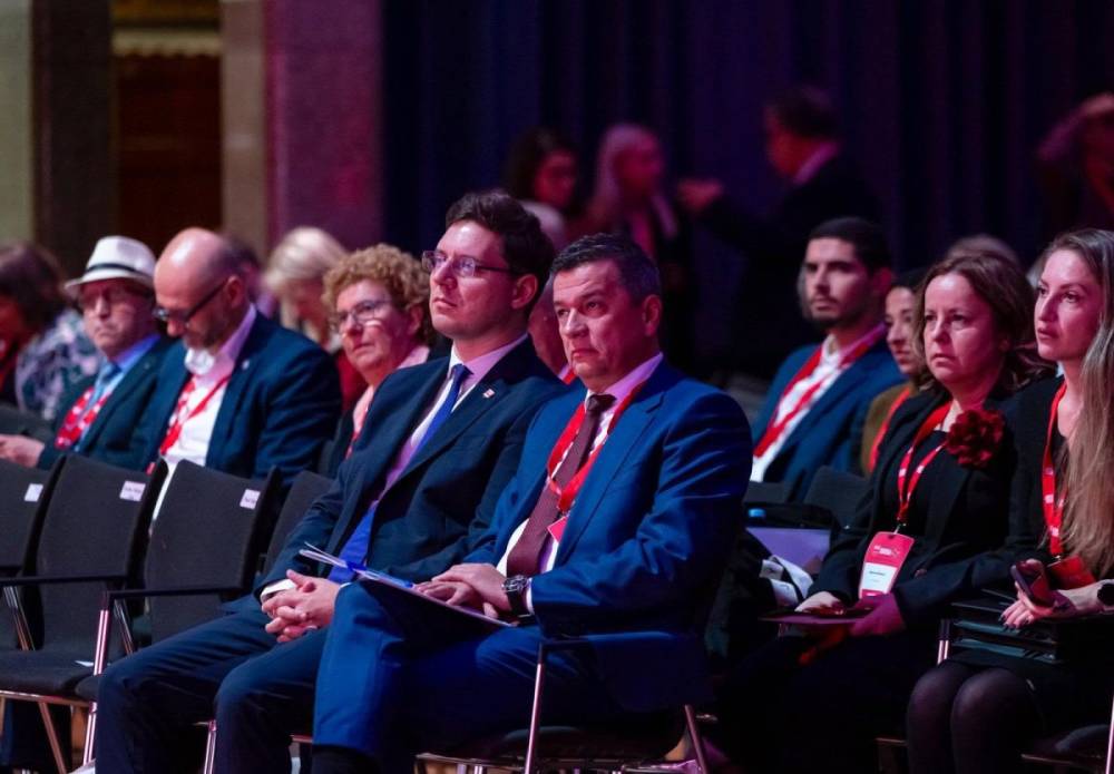 Volt kormányzati partnereit hibáztatja a koalíció felrobbanásáért a kormányt megbuktató PSD elnöke