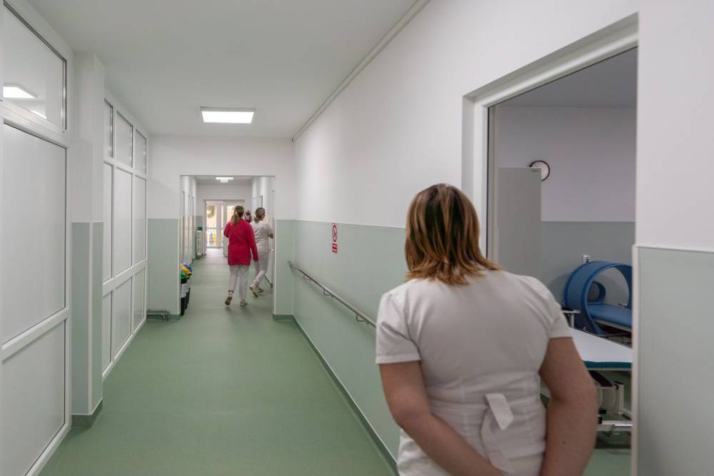 Volt egészségügyi miniszter: kormány az állam védelmének egyik legfontosabb pillérét, az egészségügyi rendszert gyengíti