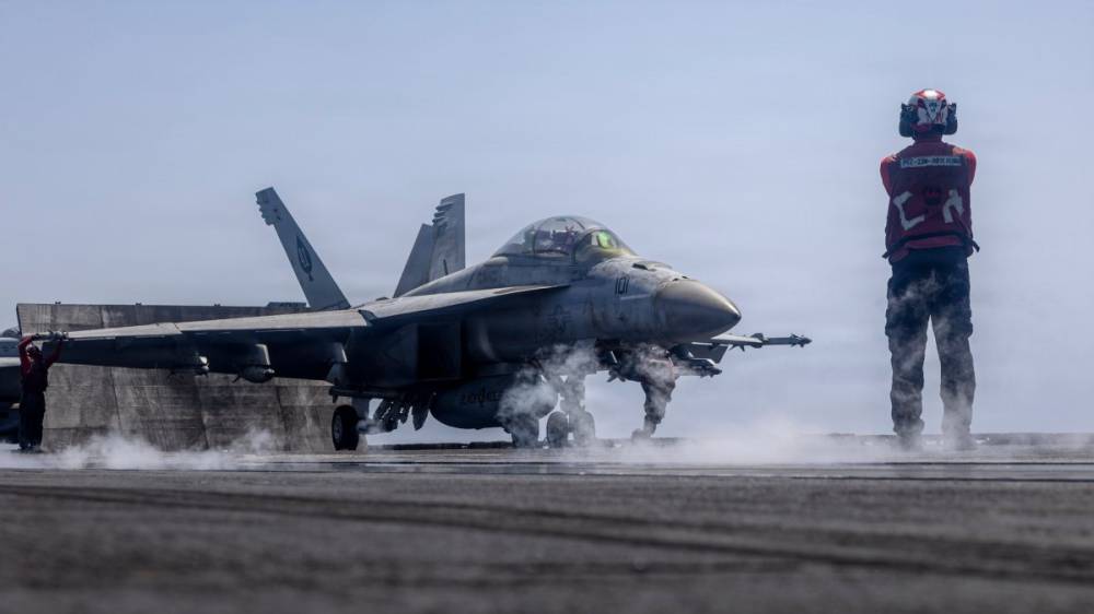 Washington és Teherán felfüggesztette a katonai műveleteket, csökkent az olajár