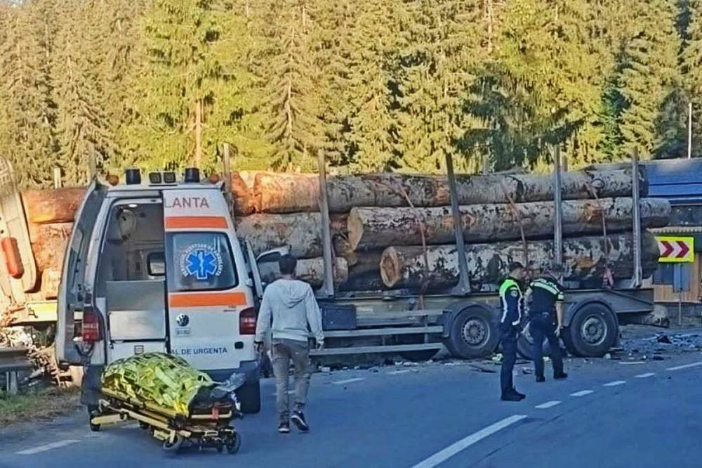 Egy ember meghalt a homoródfürdői balesetben, egy sérültet helikopterrel vittek kórházba