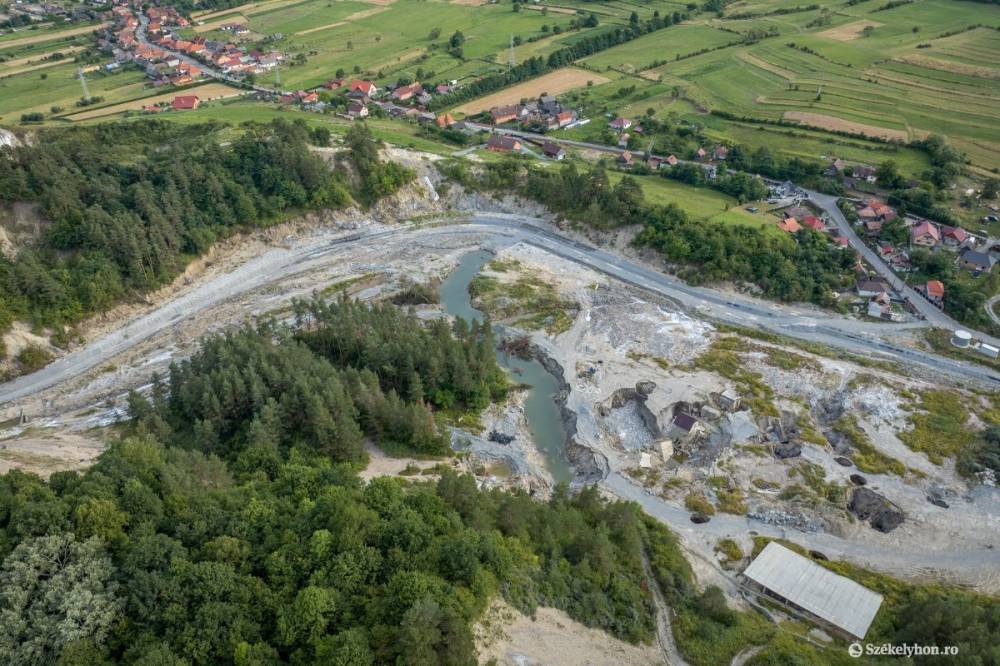 Egy szinttel magasabb mikrorengéseket és sósabb vizű Korond-patakot jelentett a Salrom Parajdról