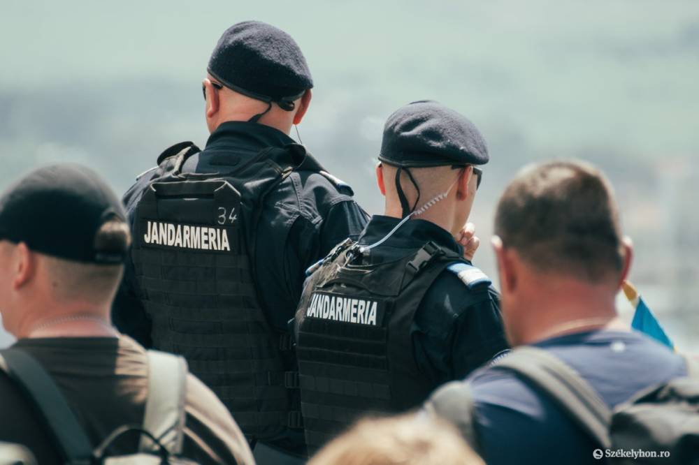 Könnygázt vetettek be a csendőrök a juhtenyésztők tüntetésén