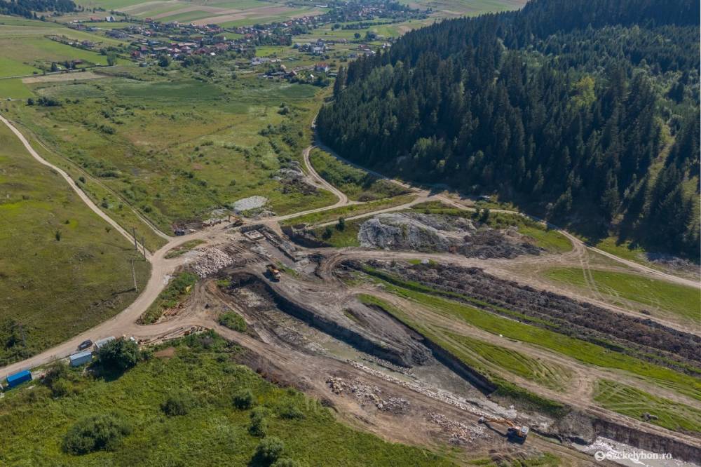 Jól látszanak a Suta-tó helyreállításánál a változások