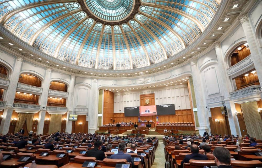 Cirkusz a feddhetetlenségi törvény körül, 770 millió euró a tét