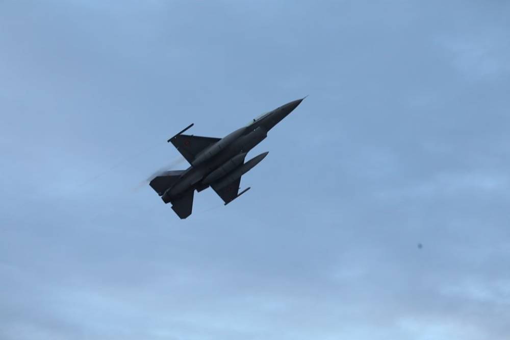 F-16-os vadászgépek emelkedtek a levegőbe egy drónészlelés miatt a román határnál