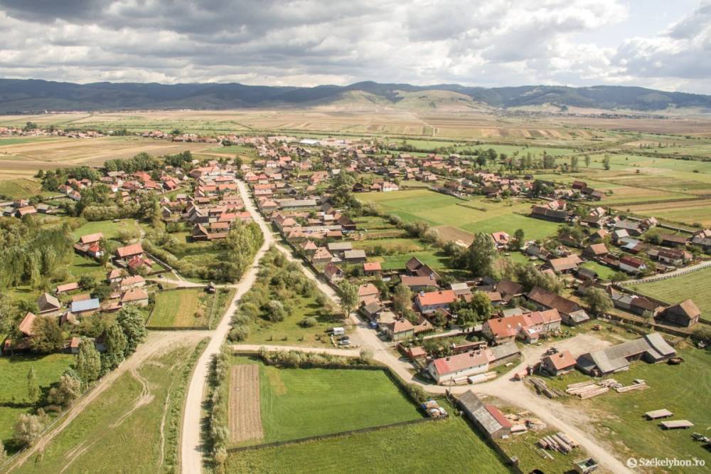 Tömegverekedés lett a szűk mezőgazdasági úti vitából Csatószegen