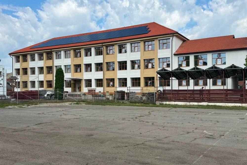 PNRR-projekt részeként újult meg Kőrösi Csoma Sándor Líceum Kovásznán
