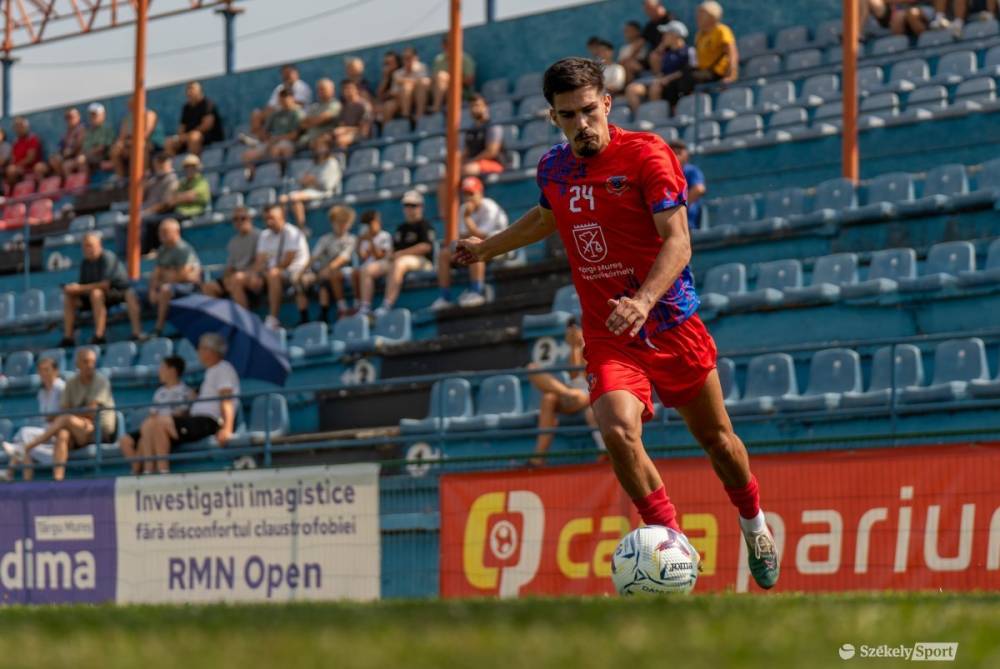 Hiába játszott több mint egy félidőt emberelőnyben, kikapott Temesváron a Marosvásárhelyi ASA