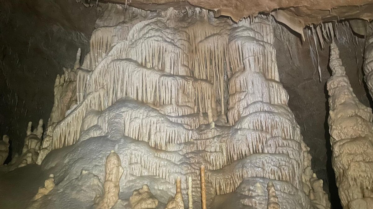 Természeti értékeit óvva alakítanának ki turistaútvonalat a Humpleu-barlangban