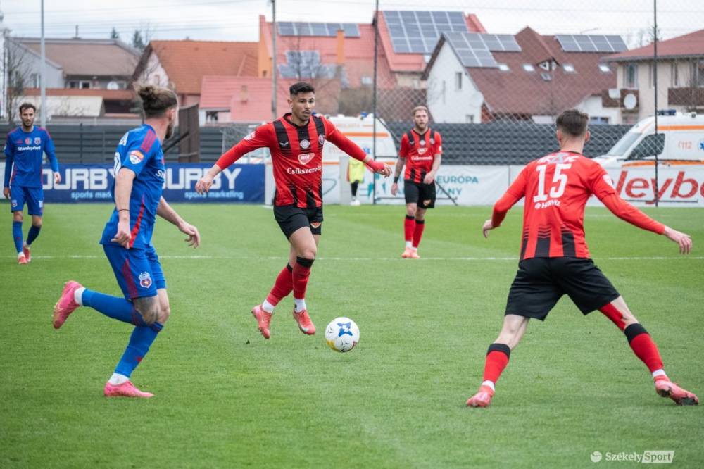 Három mérkőzésen játszott, még nem volt kezdő az FK Csíkszereda korábbi sztárja