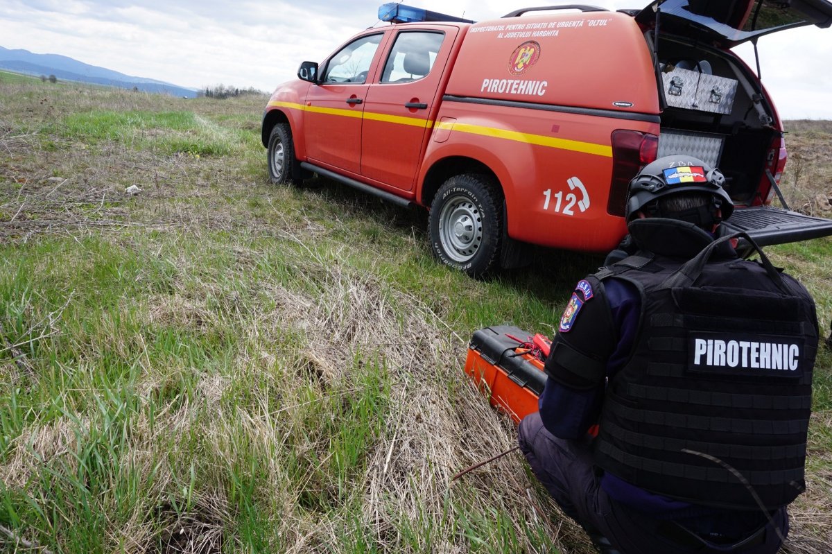 Változott a helyzet a vizsgálat után: jobbnak látták inkább gyorsan felrobbantani a ma megtalált dróndarabokat