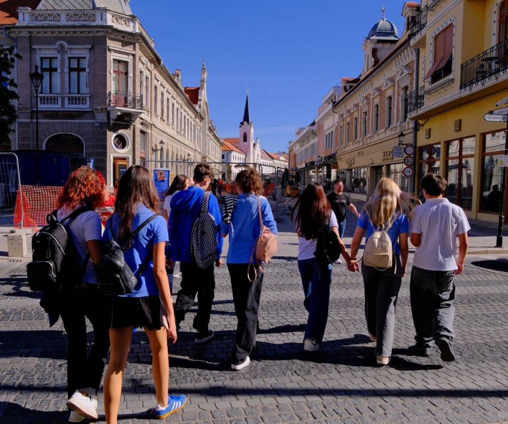 A legfőbb ellenségünk mégiscsak az a fránya romántanulás – de vajon ki győzi le?