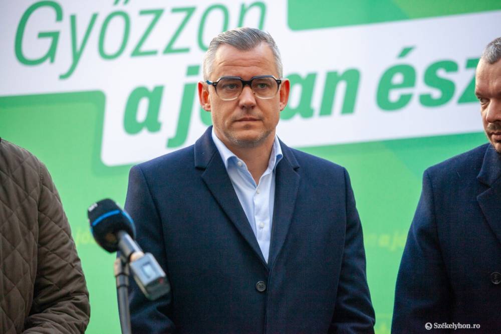 Kelemen Hunor: Antal Lóránt szenátornak semmi keresnivalója nem volt a Bukarest-Míkonosz útvonalon közlekedő magánrepülőn
