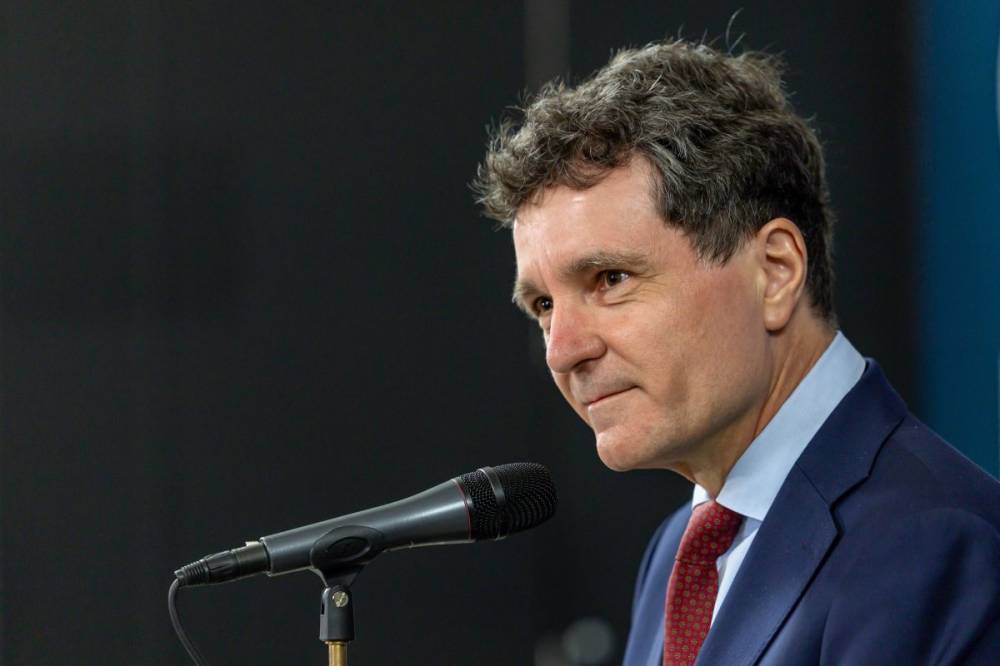 Ketyeg az óra Bukarestben: Nicușor Dan már az előre hozott választásokat sem zárja ki