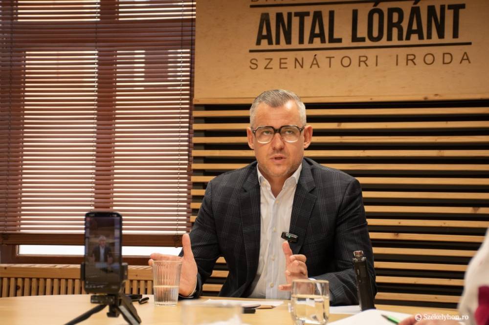 Nem vizsgálja ki a parlament a magánrepülős utat, amelyben egy RMDSZ-es szenátor is érintett