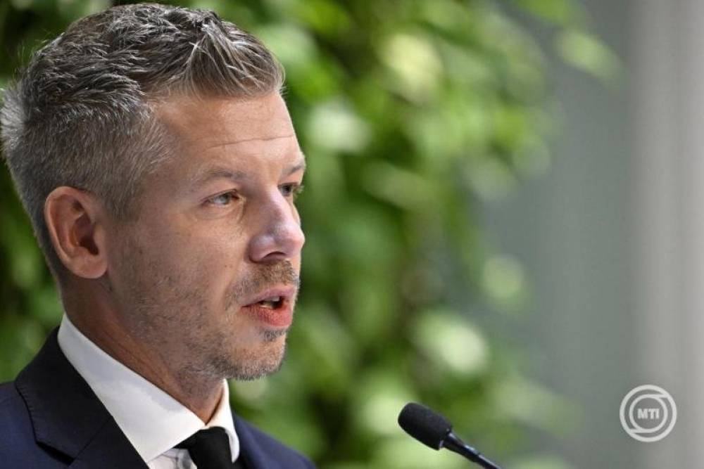 Kikérte Magyar Péter mentelmi jogát az ügyészség