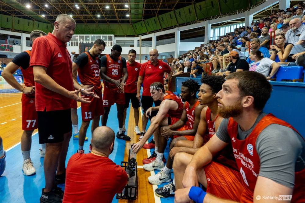 Mindkét fronton a legjobb nyolc közé jutás a cél a Marosvásárhelyi VSK-nál