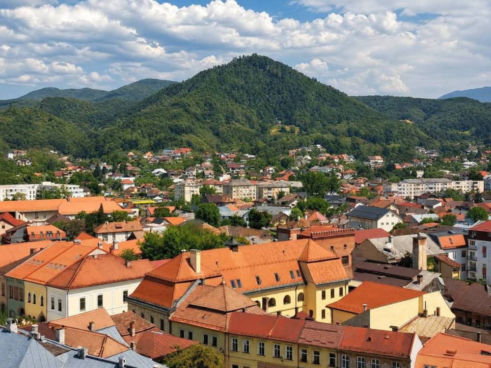 Fellélegezhetnek a Kereszthegyen lakók? Újabb fordulatot vett a nagybányai lakópark körüli vita