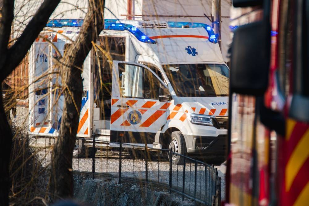 Késsel támadt egy diák egy tanárnőre és az egyik iskolatársára