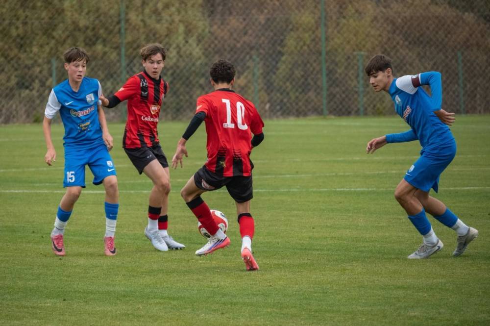 Öt győzelemmel nyitották a rájátszást az FK Csíkszereda és a Sepsi OSK fiataljai