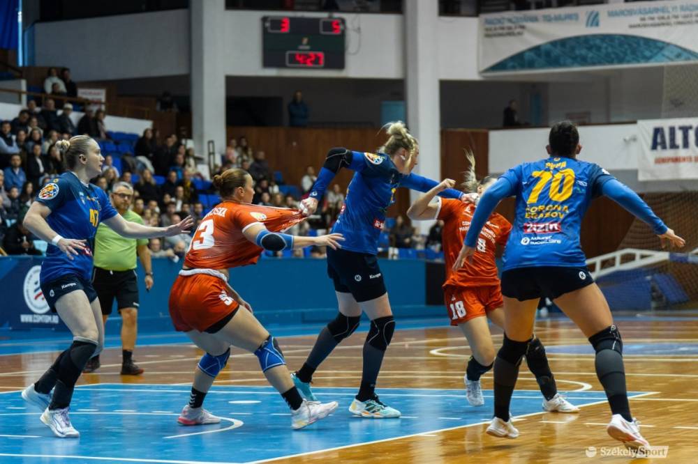Eb-bronzérmes irányítóval erősített a Marosvásárhelyi VSK kézilabdacsapata