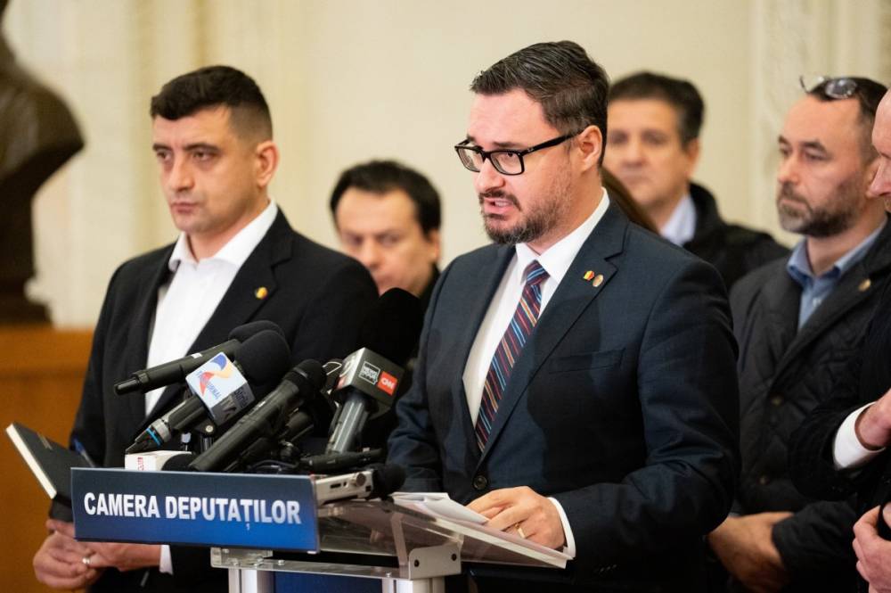 Az AUR szerint Tanasă csak a szólásszabadsággal élt, amikor a külföldi munkavállalók ellen uszított