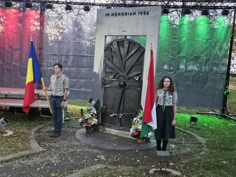 Román értelmiségiek kifogásolják, hogy Bukarest néma maradt a magyar forradalom 70. évfordulóján